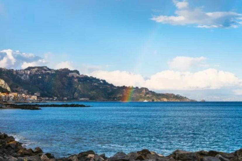 Ag Luxury Rooms Giardini-Naxos Exterior foto